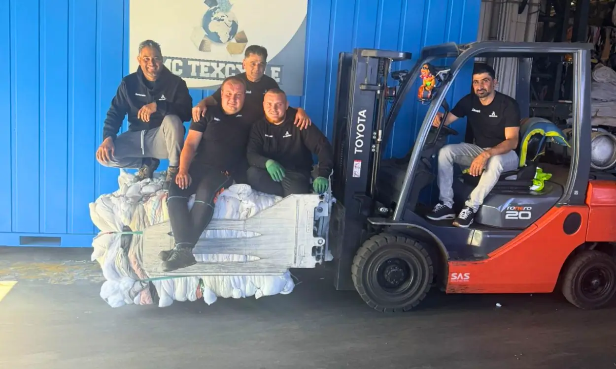 MC Texcycle productieteam aan het werk